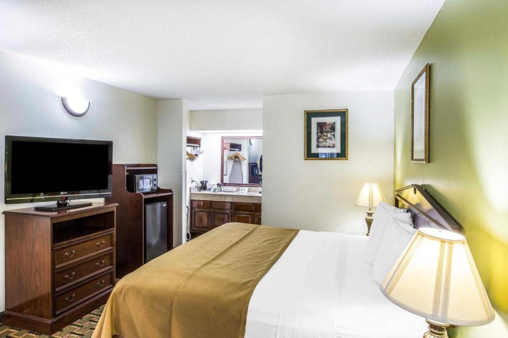 Quality Inn Eastman Εξωτερικό φωτογραφία
